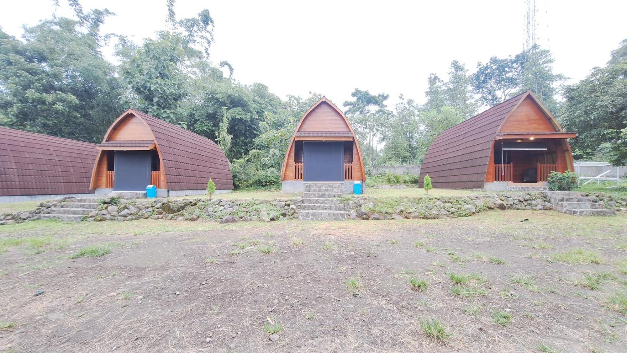 The Allabun Glamping Yogyakarta Kaliurang Esterno foto