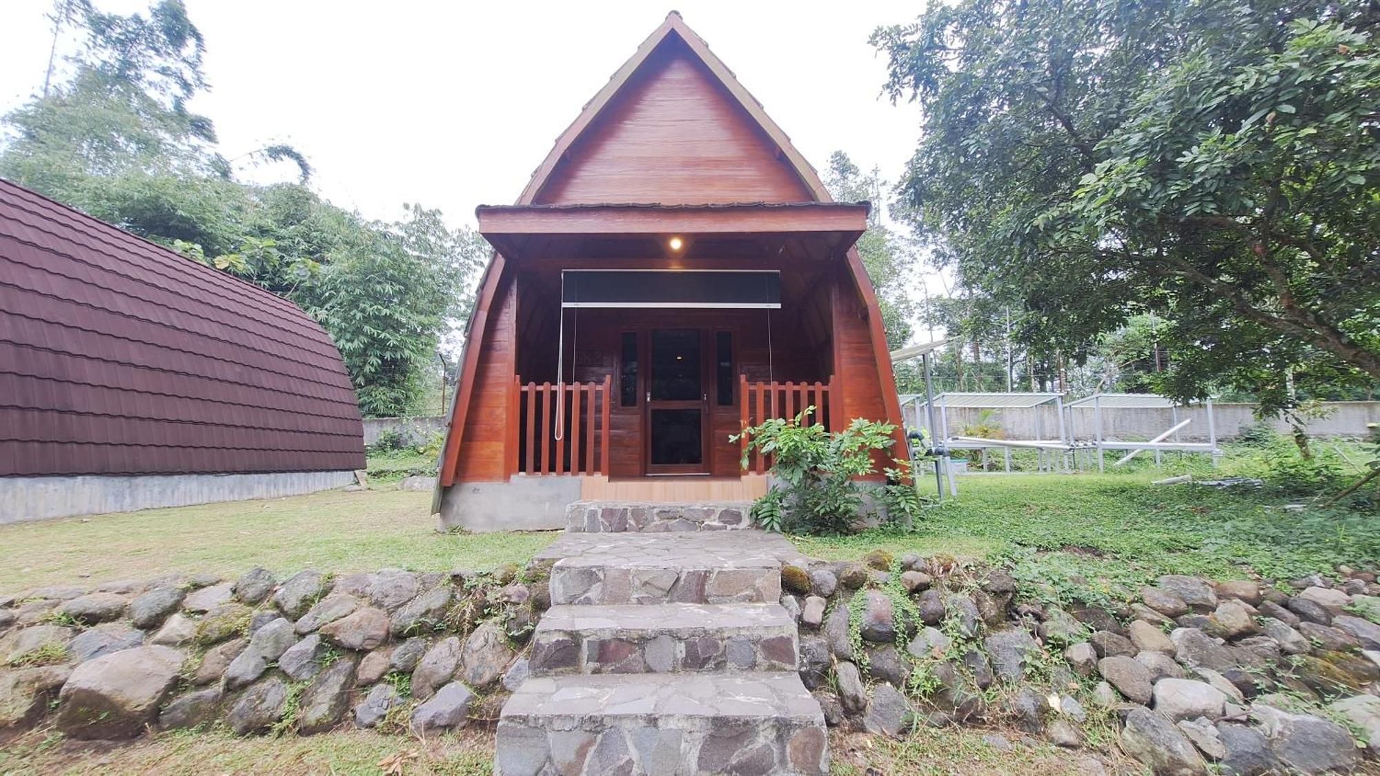 The Allabun Glamping Yogyakarta Kaliurang Esterno foto